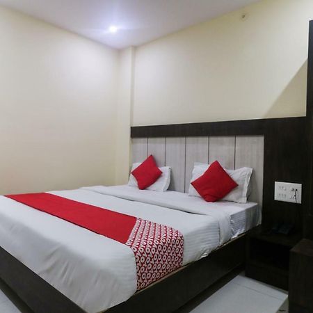 Oyo 48974 Hotel Shweta Residency Varanasi Exteriör bild