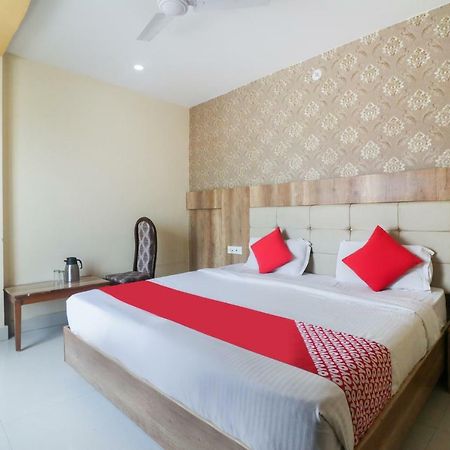 Oyo 48974 Hotel Shweta Residency Varanasi Exteriör bild