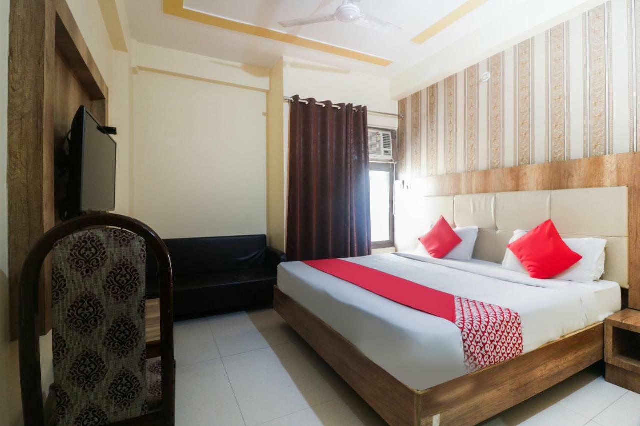 Oyo 48974 Hotel Shweta Residency Varanasi Exteriör bild