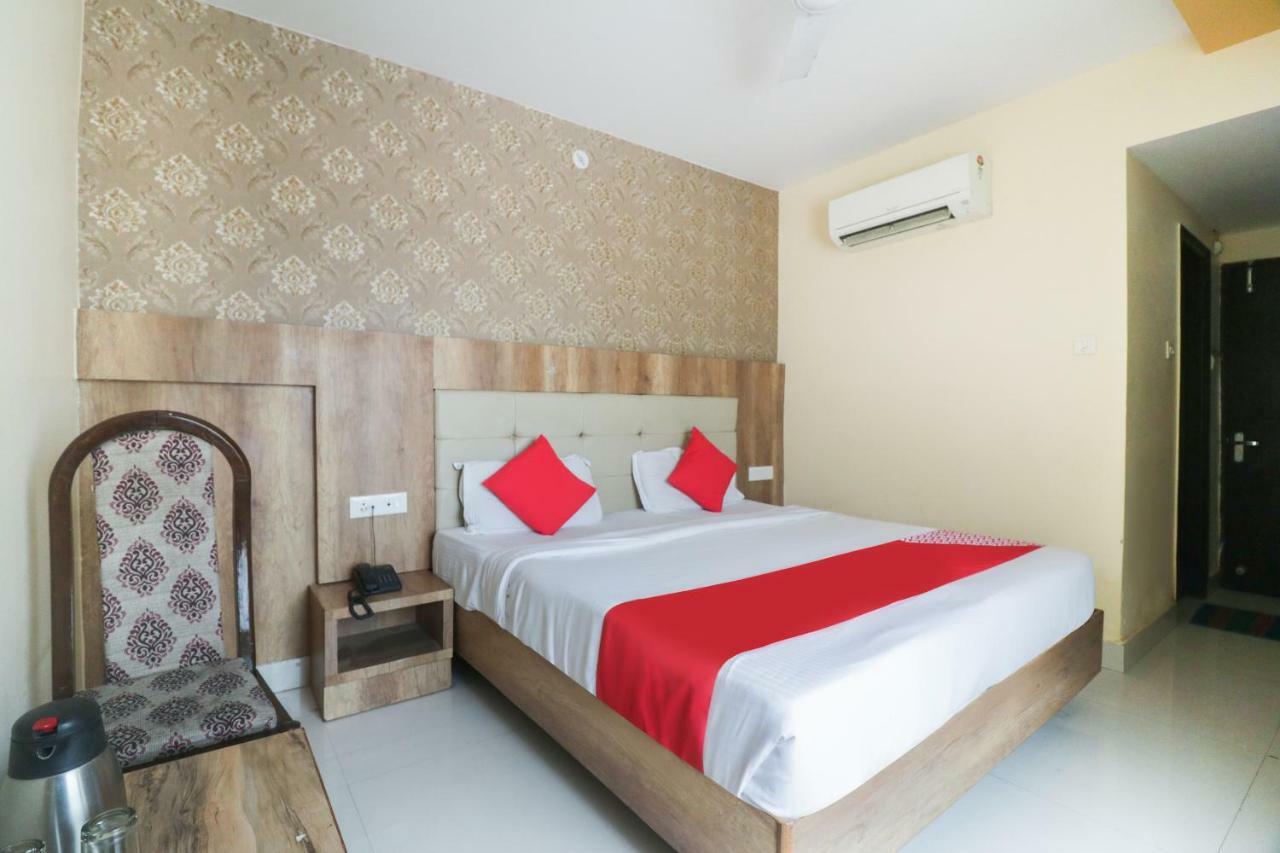 Oyo 48974 Hotel Shweta Residency Varanasi Exteriör bild