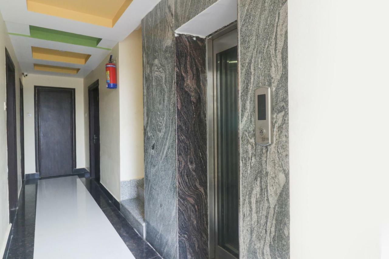 Oyo 48974 Hotel Shweta Residency Varanasi Exteriör bild