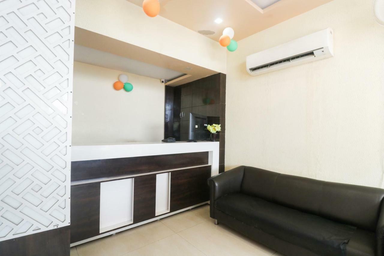 Oyo 48974 Hotel Shweta Residency Varanasi Exteriör bild